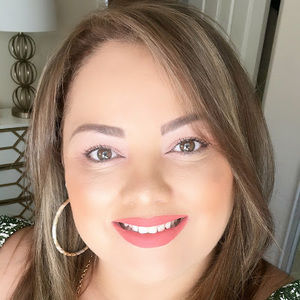 Meet your Posher, Jacquelyn